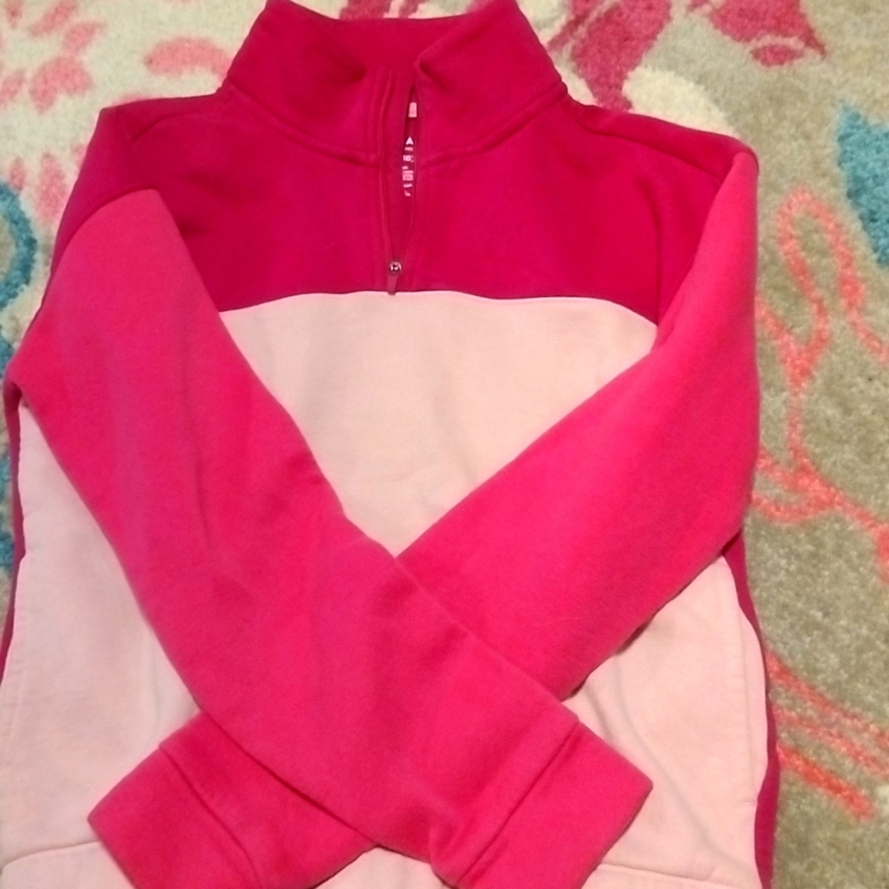 Sweat shirt